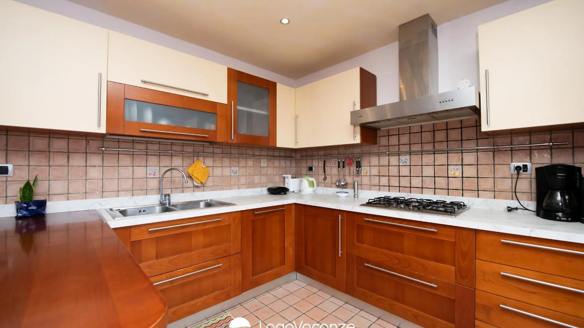 Casa Nel Verde Garda  0*, Garda (Verona) Italia